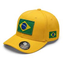 Boné Brasil Bandeira Copa Aba Curvada Ajustável Amarelo