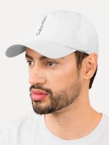 Boné Calvin Klein Masculino Swim Vertical Logo Branco Boné Calvin Klein Masculino Swim Vertical Logo Branco