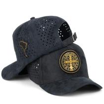 Boné De Camurça Medalha São Bento Bordado Furadinho Premium