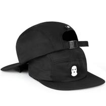 Boné Five Panel Skatista Balaclava Aba Reta Com Ajuste Fitão Boné Five Panel Skatista Balaclava Aba Reta Com Ajuste Fitão