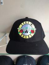 Boné Guns N Roses na cor preto bordado - BOMBER