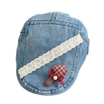 Boné jeans feminino com bordado de renda e sorvete Boné jeans feminino com bordado de renda e sorvete