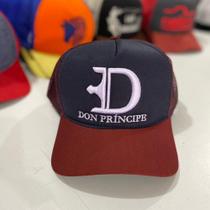 Boné lindos bordados cores bem combinativas.