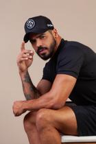 Boné Masculino Preto Brasão Use Young Aba Curva Trucker