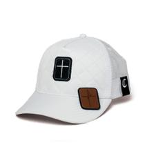 Boné Matelassê Branco Troca Logo Patch Caps Co Trucker - Caps Company