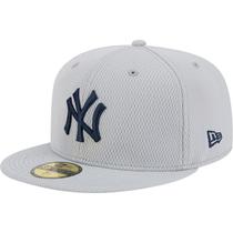 Bone New Era 59FIFTY Fitted Clubhouse 2025 New York Yankees