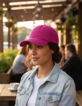 Boné Rosa-cereja Super Cap Dad Hat Aba Curva Algodão Strapba Boné Rosa-cereja Super Cap Dad Hat Aba Curva Algodão Strapba