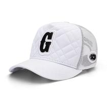 Boné Sacudido's - Alfabeto Letra G - Fogo - Matelassê Branco