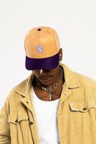 Boné snapback aba curva suede caramelo com roxo gran ilustração baseball silk gran guerrero Boné snapback aba curva suede caramelo com roxo gran ilustração baseball silk gran guerrero