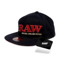 Boné Snapback RAW Preto - Unissex - Com Logotipo Vermelho