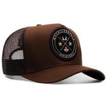 Boné Trucker Brasão Marrom MVCK