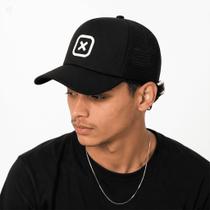 Boné Trucker Preto Ajustável Unissex Com Tela Respirável e Aba Curva Premium Boné Trucker Preto Ajustável Unissex Com Tela Respirável e Aba Curva Premium