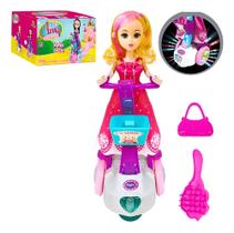 Boneca Amy C/ Luz Som Patinete Branca Brinquedo Bate E Volta Boneca Amy C/ Luz Som Patinete Branca Brinquedo Bate E Volta