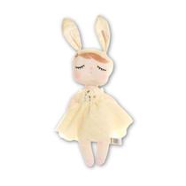 Boneca angela beatrice bee 33cm - metoo