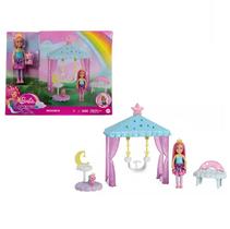 Boneca Articulada Barbie Dreamtopia Princesa Chelsea Balanço Nas Nuvens Com Acessórios e Pet - Mattel Boneca Articulada Barbie Dreamtopia Princesa Chelsea Balanço Nas Nuvens Com Acessórios e Pet - Mattel