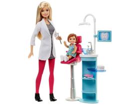 Boneca Articulada Barbie Profissões Conjunto Barbie Professora do Jardim da Infância Loira Com Bebê e Acessórios - HCN19