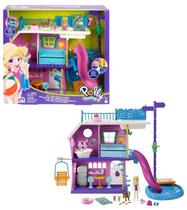 Boneca Articulada Polly Pocket Playset Casa do Lago da Polly Com Boneca e Acessórios - Mattel - GHY65