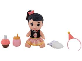 Boneca Baby Alive Festa de Aniversário Katie Kat - com Faixa Fralda e Mamadeira Hasbro