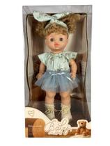 Boneca Baby So Lovely 35cm Vestido Azul com Tule e Faixa de Cabelo Brinquedo Infantil Toys Import