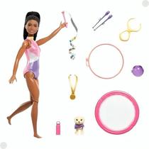 Boneca Barbie Brooklyn Conjunto De Ginastica HVM10 - Mattel