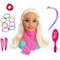 Boneca Barbie Busto Original Mattel para Pentear com 19 Acessórios