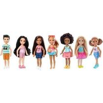 Boneca Barbie Chelsea Club Sortido DWJ33 Mattel