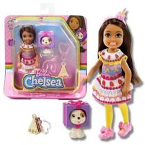 Boneca Barbie Chelsea Fantasia Bolo de Festa e Pet Ghv69