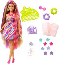 Boneca Barbie Curvy Totalmente Cabelo - Tema Floral - 8,5 Polegadas - 15 Acessórios (8 com Mudança de Cor)