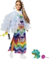 Boneca Barbie Extra 15 Blue Coat Rainbow Dres - Mattel GYJ78