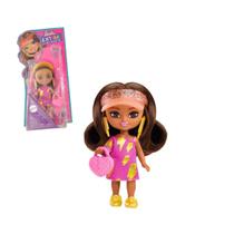 Boneca Barbie Extra Mini Minis Vestido e Viseira - Mattel