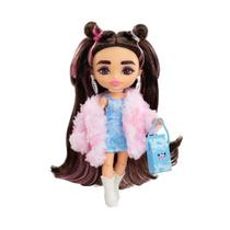 Boneca Barbie Extra Minis Morena Conjunto Azul E Rosa Com Acessórios