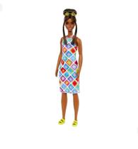 Boneca Barbie fashionista negra com óculos
