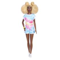 Boneca Barbie Fashionistas - Loira Alta e Afro - Para Crianças de 3 a 8 Anos Boneca Barbie Fashionistas - Loira Alta e Afro - Para Crianças de 3 a 8 Anos