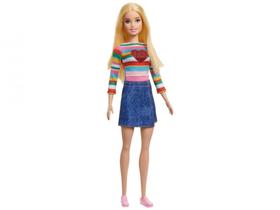 Boneca Barbie It Takes Two Malibu Camp - com Acessórios Mattel