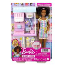 Boneca Barbie Kit Sorveteria Ice Cream Shop Brunette HCN47 - Mattel