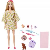 Boneca Barbie Loira Dia de Spa com Pet GKH73 HKT90 - Mattel