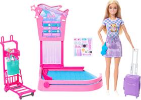Boneca Barbie Malibu Loira com Mala e Esteira de Bagagens
