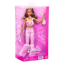 Boneca Barbie Morena Fashion Deluxe Style Jeans Conjunto Rosa HYV24 JJN72 - Mattel
