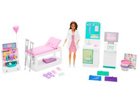 Boneca Barbie Profissões Clínica Médica - com Acessórios Mattel