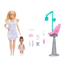 Boneca Barbie Profissões Dentista com Cadeira, Criança Pequena e Acessórios Boneca Barbie Profissões Dentista com Cadeira, Criança Pequena e Acessórios