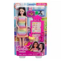 Boneca Barbie Profissões Professora com Acessórios Morena JCR71 JCR77 - Mattel Boneca Barbie Profissões Professora com Acessórios Morena JCR71 JCR77 - Mattel