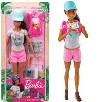 Boneca Barbie Turista com Pet 3+ GKH73 Mattel