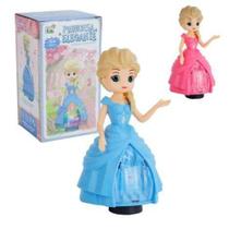 Boneca Bate e Volta com LUZ SOM Princesa Elegance - P&D