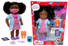 Boneca Bebê Menina Baby Little Mommy Morena Negra Com Cabelo - Quando Eu Crescer Quero Ser Médica Veterinária - Com Acessórios Da Profissão - Mattel