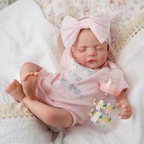 Boneca Bebê Reborn Brastoy Corpo de Tecido 48cm Kit Conjunto de Roupa Mamadeira Chupeta Boneca Bebê Reborn Brastoy Corpo de Tecido 48cm Kit Conjunto de Roupa Mamadeira Chupeta