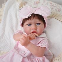 Boneca Bebê Reborn Corpo de Tecido Realista 56cm Original Kit Acessórios Conjunto Roupa Mamadeira Chupeta