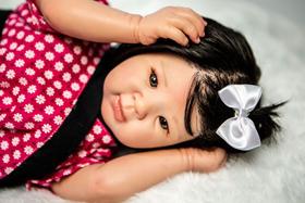 Boneca bebê reborn menina cabelo fio a fio realista
