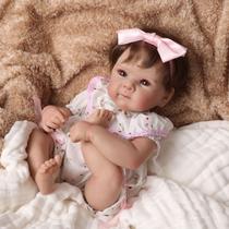 Boneca Bebê Reborn Realista Brastoy Original 48 cm Silicone Kit Conjunto de Roupa Mamadeira Chupeta Certidão Fralda e Pelúcia