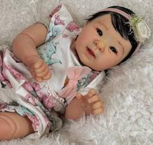 Boneca Bebê Reborn Realista Corpo de Tecido 2.5kg Olhos Pretos Kit Luxo e Ultrassom