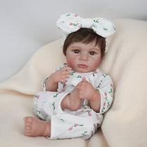 Boneca Bebê Reborn Silicone Realista 48cm Original Kit Acessórios Conjunto Roupa Mamadeira Chupeta Pelúcia Fralda Certidão Boneca Bebê Reborn Silicone Realista 48cm Original Kit Acessórios Conjunto Roupa Mamadeira Chupeta Pelúcia Fralda Certidão
